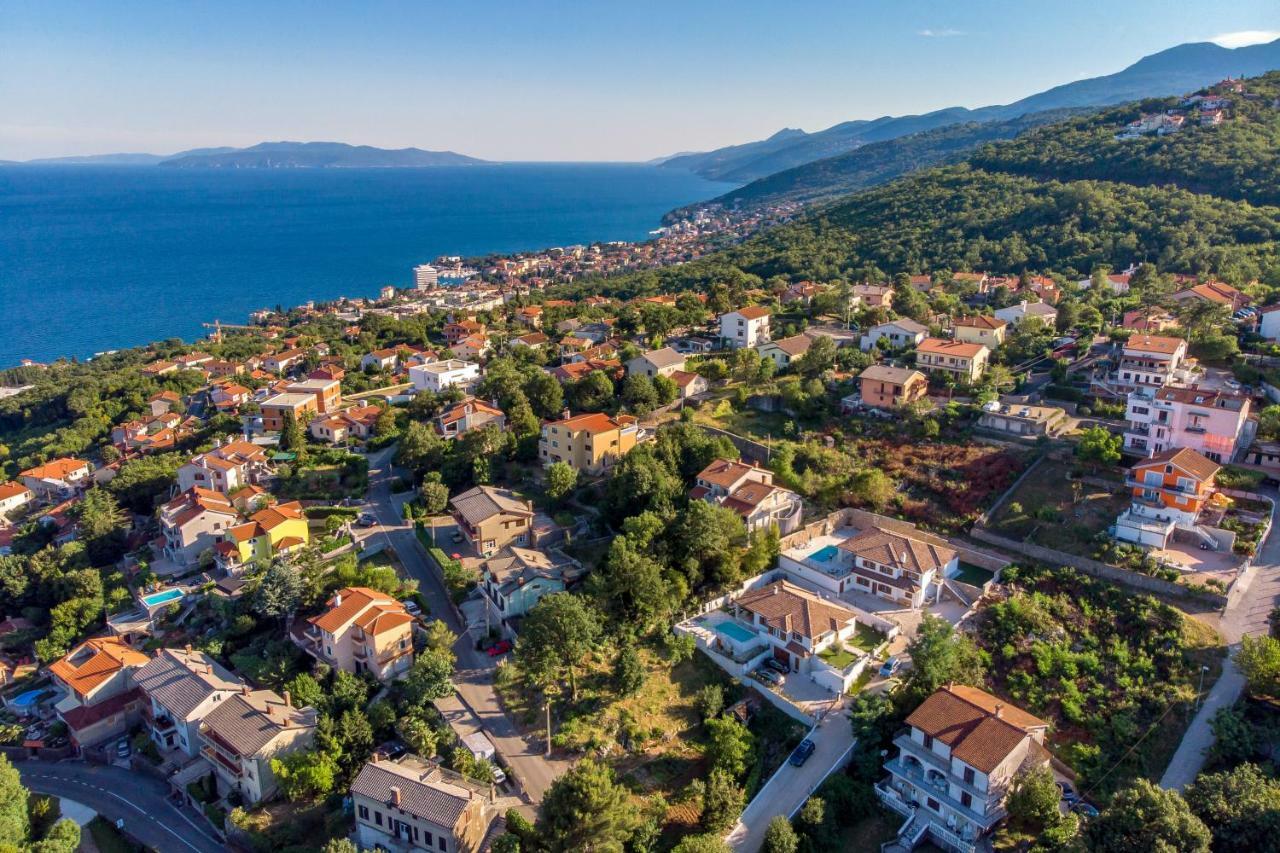 Apartment Niki Opatija Exteriör bild