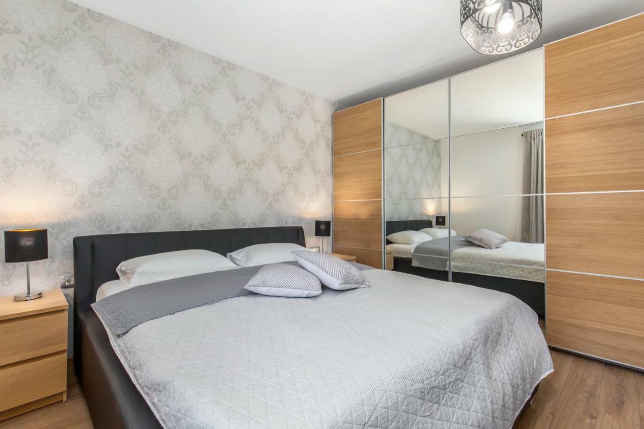 Apartment Niki Opatija Exteriör bild